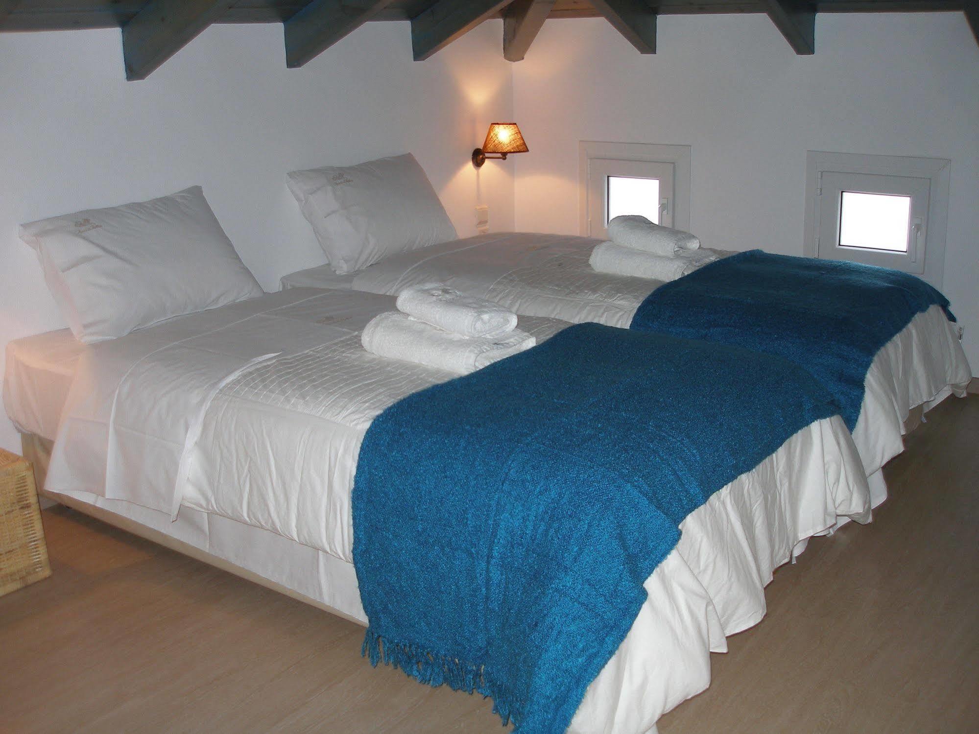 Apelon Tiritas Villas Leonídion Exteriör bild